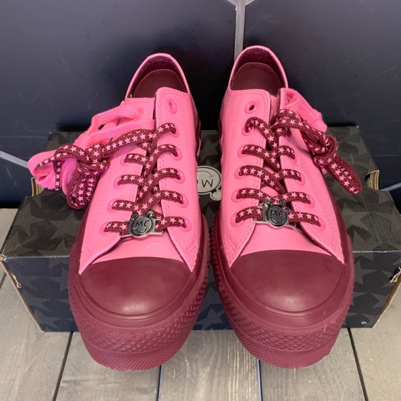 Womens Converse Chuck Taylor Miley Cyrus Pink Shoe - Picture 3 of 5